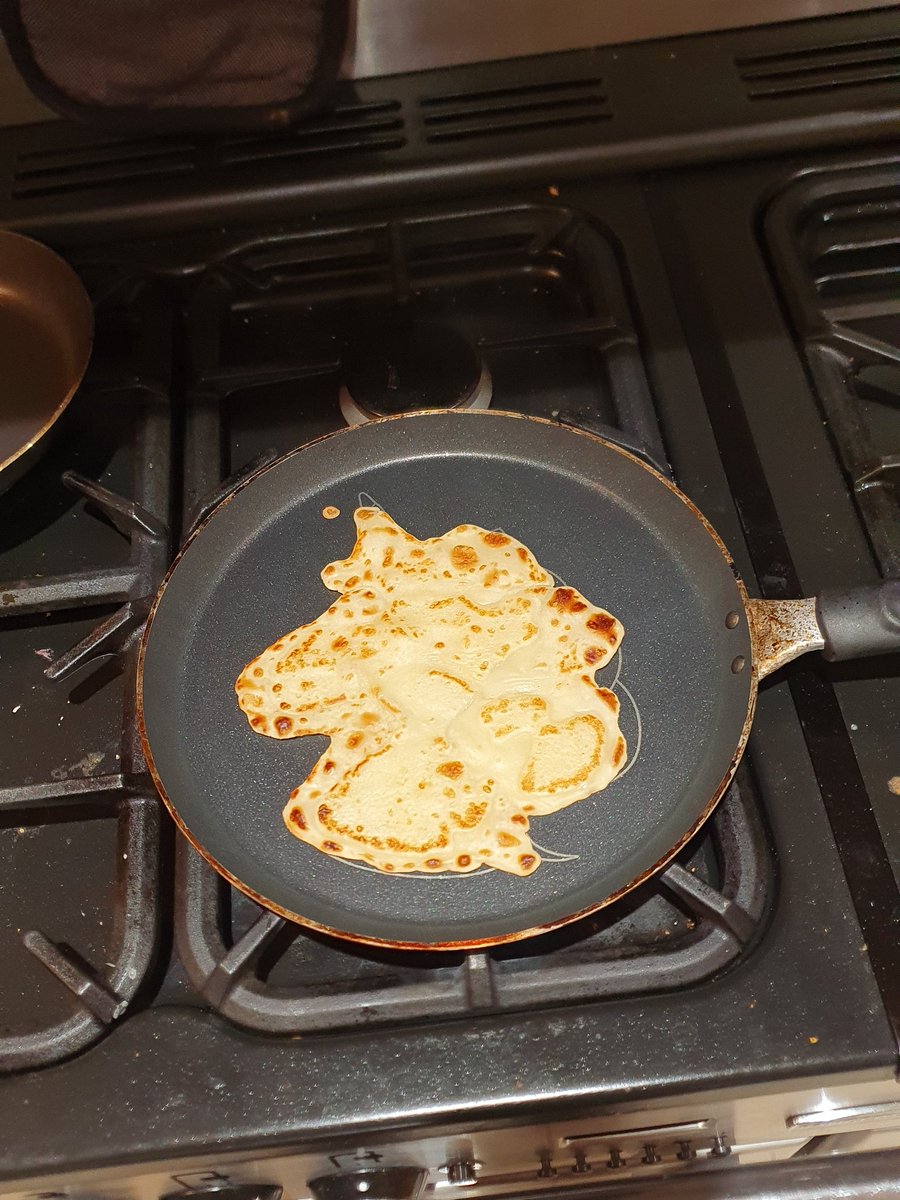 zoe__morris's tweet photo. The irony that people (us included) go out to buy ingredients especially for #pancakeday, flying in the face of the origins of #ShroveTuesday , is not lost on me but...we're still having #pancakes followed by more pancakes for tea 🥞 (that 1st one is supposed to be a unicorn 🙈) https://t.co/sys3GjnFKB