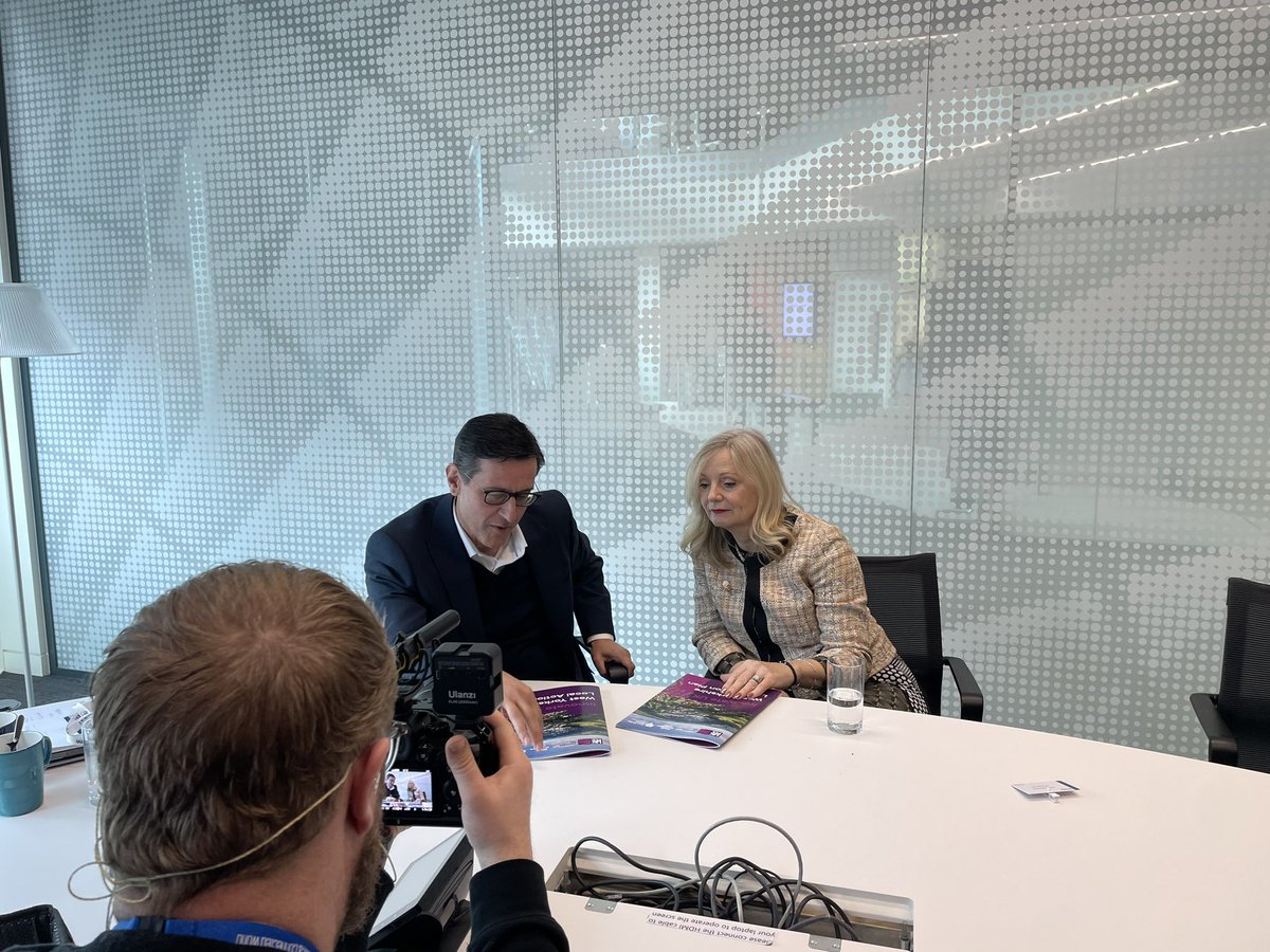 Tracy Brabin WY 🌹 tweet media