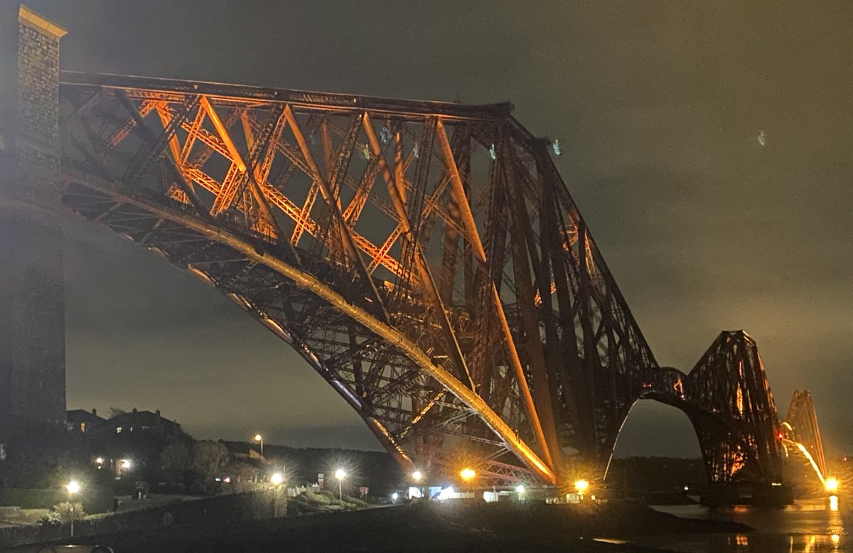 CiderStrathearn's tweet photo. Great run out to top up the stocks of #scruffydogcider at @weerestaurant tonight. There could not be a more twinkly setting to deliver cider to. The food is just as enticing as the location nestled by the two bridges in North Queensferry! #buylocal #thanksfortheorder 😊🍻 https://t.co/g8lWBsMd3H