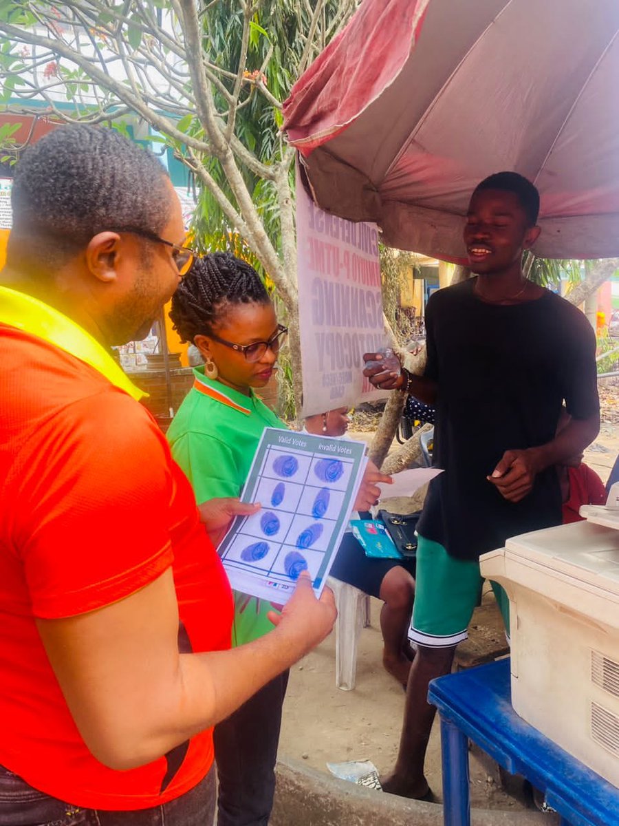 CYDPAN1's tweet photo. CYDPAN Educate Voters on Dangers of Vote Selling/Buying
In a bid to promote voter education and combat vote buying during Nigeria's General Elections, Centre for Young People Development and Poverty Alleviation Initiative, CYDPAN embarked on voters sensitization campaign in Uyo, https://t.co/Kz6NpsAEqs