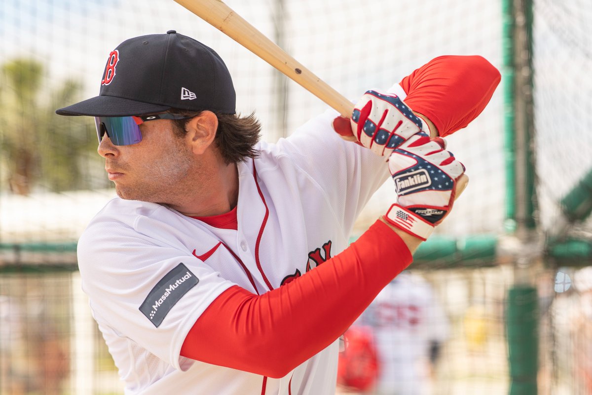 RedSox's tweet photo. Swinging it. https://t.co/WwpYeL2j5a