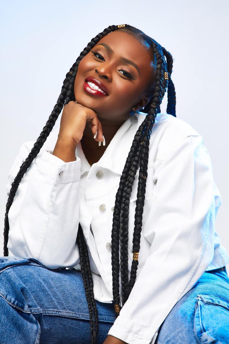 ivoirepeople's tweet photo. #DECLA - Morijah : “ Quand une nouvelle saison s’annonce pour toi, faut savoir l’accueillir avec le sourire car elle vient avec son lot de grâces et de faveurs. ♥️🌹
Mon premier album arrive très bientôt 🥰. “
#IvoirePeople #Morijah #Gospel https://t.co/xnypZmQSFd