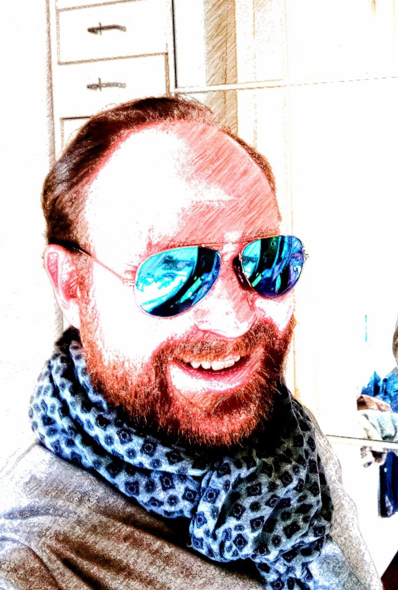 Herr_F_Punkt's tweet image. Frage an meine #TwitterBubble:
Welches soll mein #NeuesProfilfoto sein? 🤔

1

oder

2

?

(darf gern' geteilt werden!)