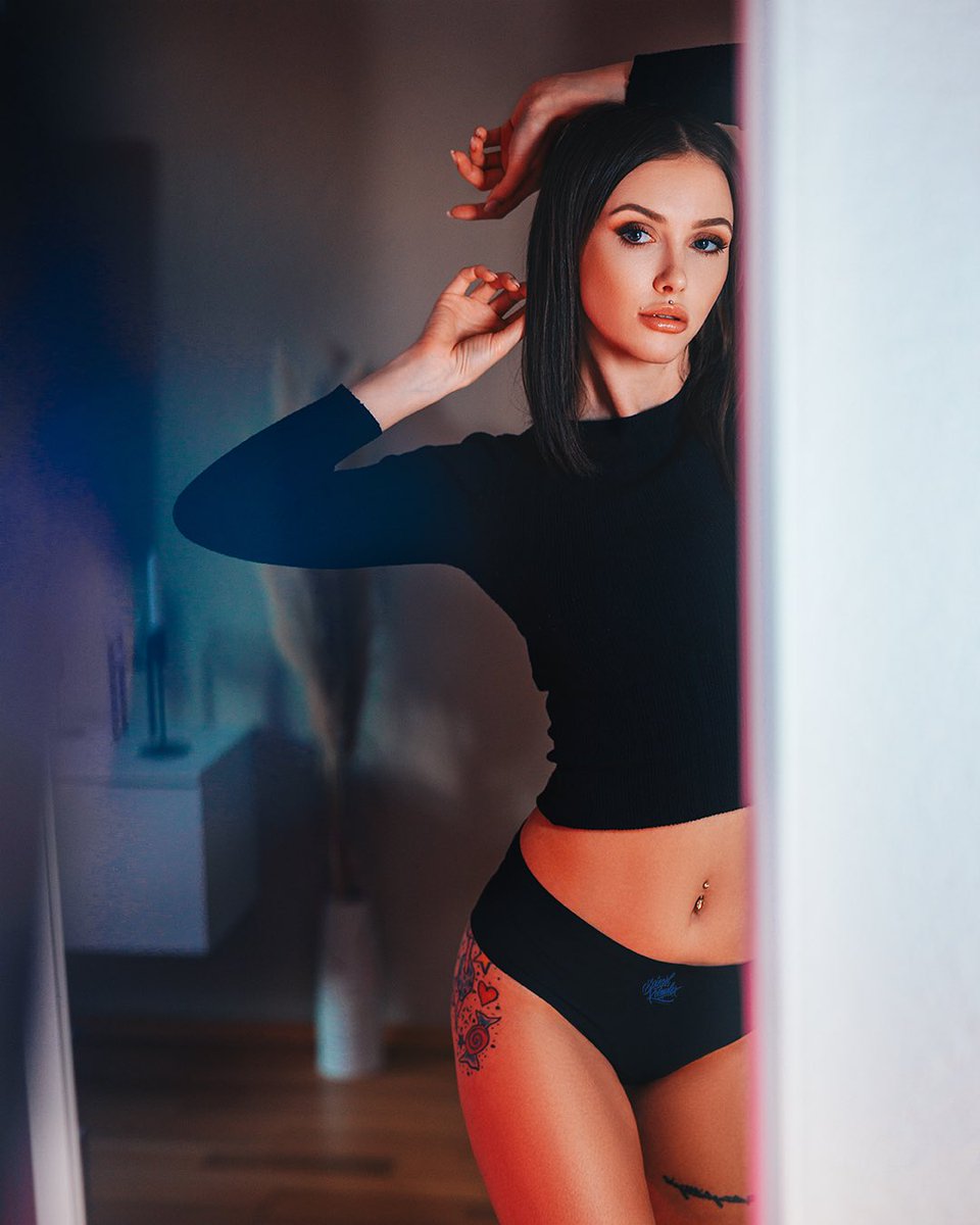 dape12345678's tweet photo. Ist #twitter das neue #tumblr?
Gefühlt ja. 🤣
Brauch gar nicht mehr auf por...Hub und Co gehen.🤣
#portraitfoto #portrait #Leipzig #model https://t.co/vc7M0nqHIZ