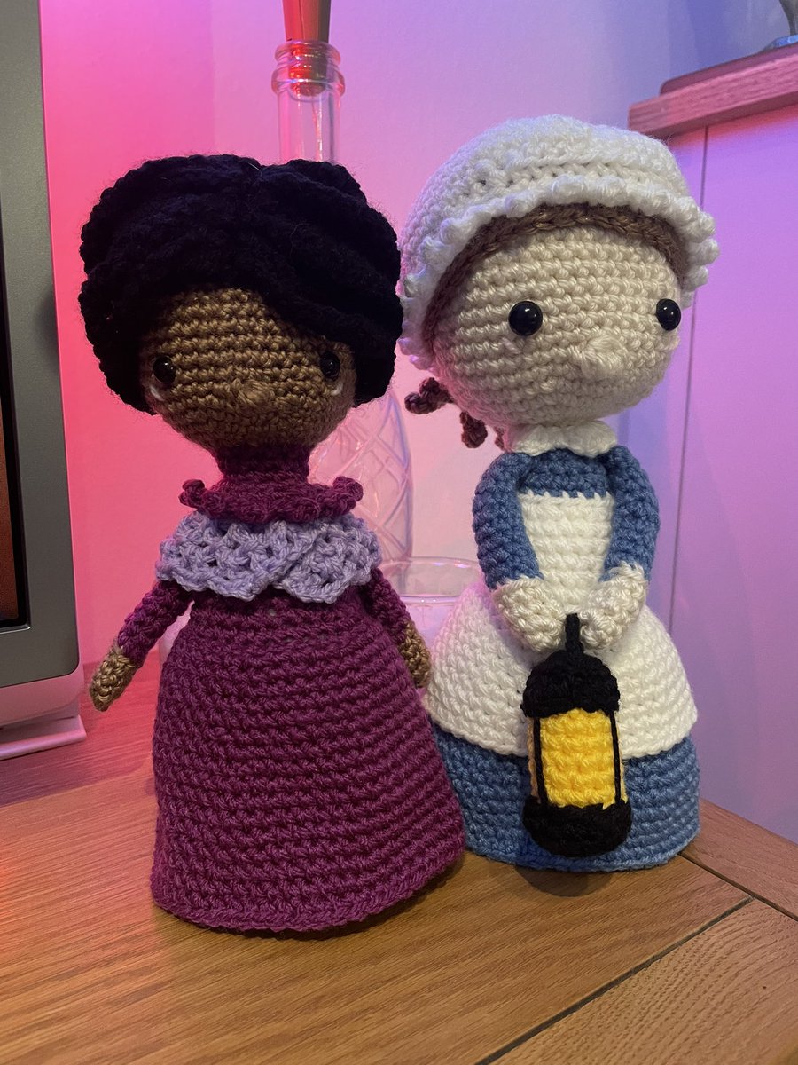 KA_star_reader's tweet photo. Just finished making Florence Nightingale and Mary Seacole for the y1 classes @cashprimary  @HT_Helen_Nelson @MrsColemanYear1 @sara_scott_DHT @AHTMrsNettey https://t.co/G8YiuGjMKN