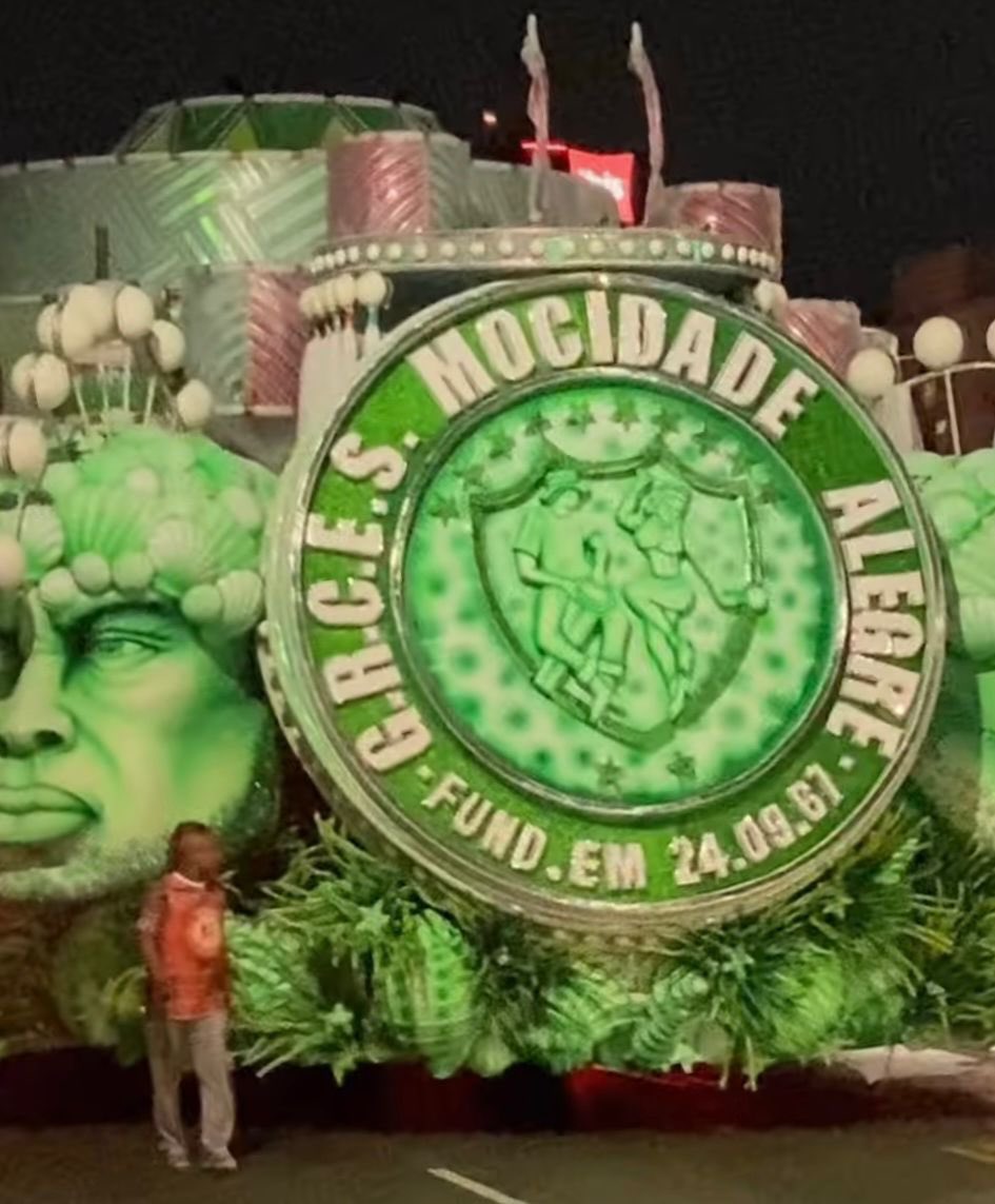 zonanortesp1's tweet photo. Parabéns Mocidade Alegre, a Zona Norte em 1º. #Carnaval2023 #carnavaldesaopaulo #CarnavalGlobeleza #mocidadealegre #mocidade #znsp #apuraçãosp https://t.co/TryvMUflsb