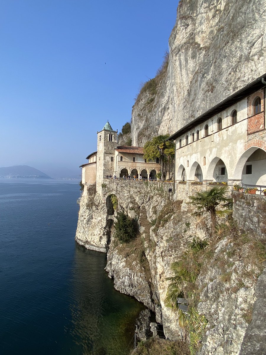 JenniferHopp_'s tweet photo. Frühling am Lago Maggiore 🇨🇭☀️🇮🇹 #ticino #primavera #frühling #frühlingsgefühle https://t.co/CL4wmnhQSI