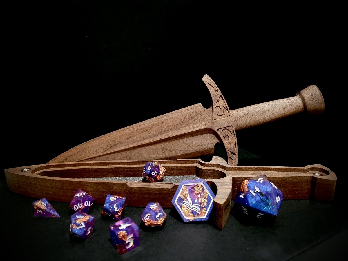 #Giveaway🚨
Win this 9 piece dice set and dice dagger!

To Enter:
➡️Follow Us
♻️Like &amp; Retweet 
💬Tag 3 Friends

You can also enter on our Instagram page &amp; get an additional bonus entry by joining our discord (link in bio)

The winner will be announced @ 12:00pm PST on March 1st