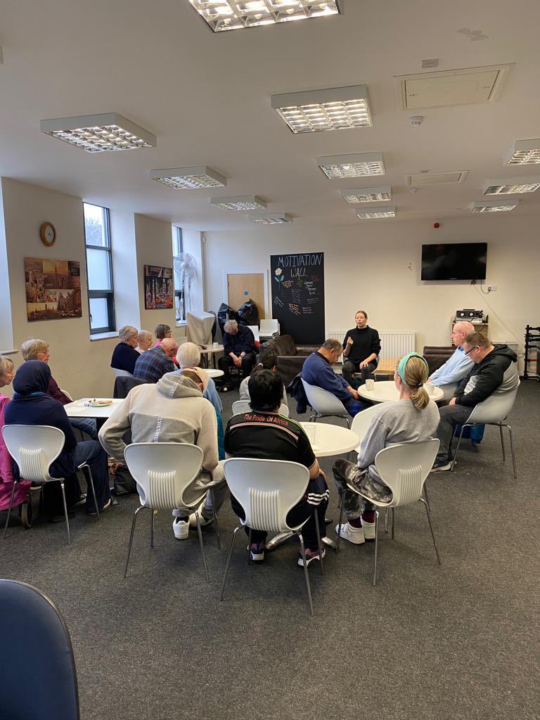 XroadsCareSEL's tweet photo. @LBofBexley @SRx_Bexley    @HWBexley @NHSSELondon Well attended ‘mindfulness’ session today to reduce stress, anxiety,negative emotions &amp; sharpen concentration skills.
Thanks to Octavia for delivering a session on breathing techniques.
#oldercarers  #unpaidcarers 
Contact Lesley https://t.co/Zwo2SsWlzv