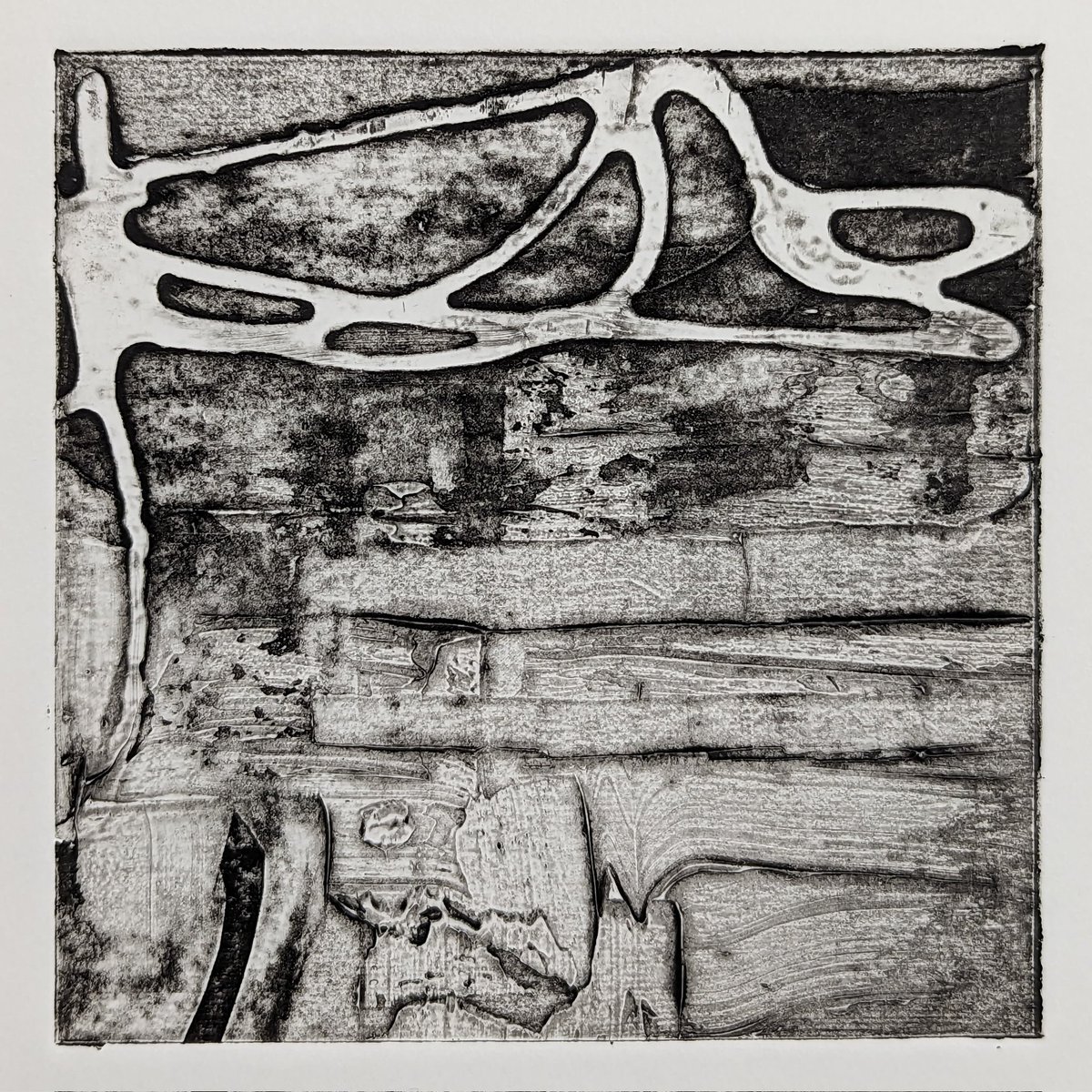 DFergusonArtist's tweet photo. #roundprint #collagraph #abstractlandscape #peakdistrictartist https://t.co/oluQtGUziu
