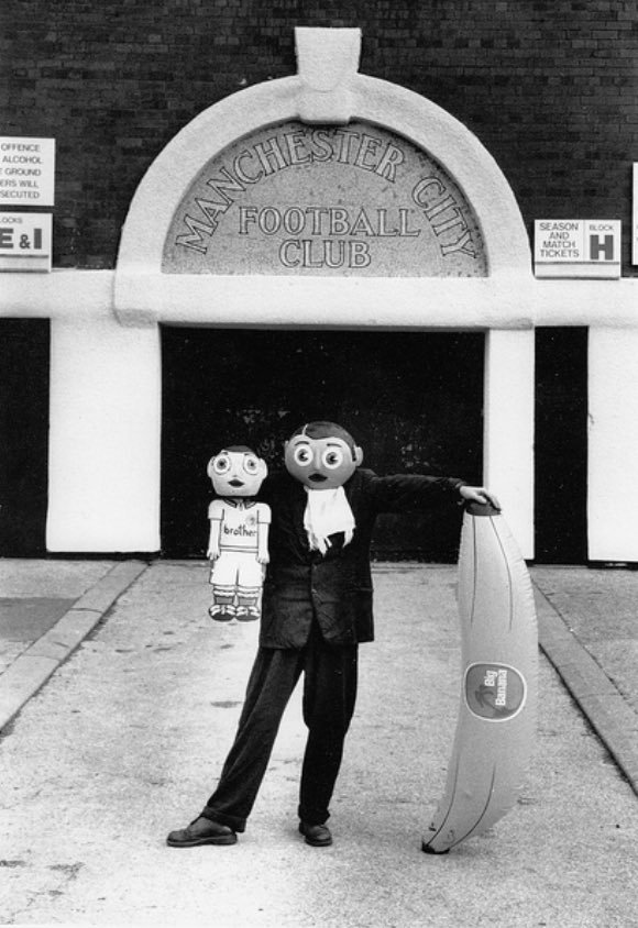 mickeya100's tweet photo. If you know who this is , we are mates 👍🙂 https://t.co/bwOkOoEJDh