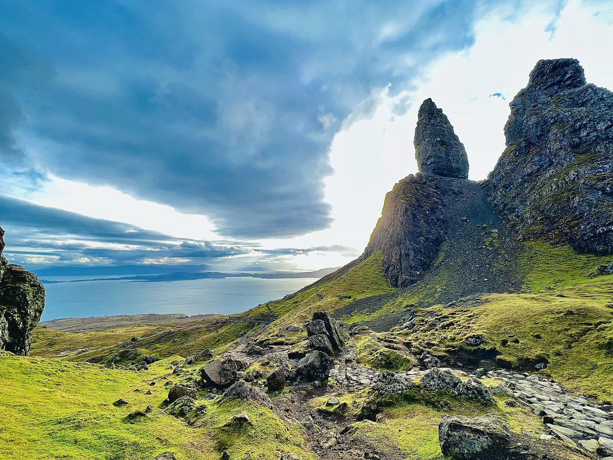 Spent a long weekend on the Isle of Skye, Scotland. Clean air, dry(ish) and views like this. What’s not to like? <a href="/VisitScotland/">VisitScotland</a>