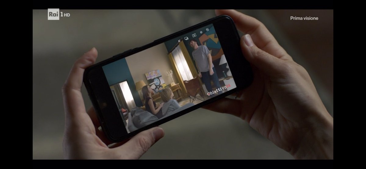 EMM293's tweet image. Dalla casa del grande fratello al Convento della Grande Sorella 
#CheDioCiAiuti7 
#spollondì 
@pierspollon