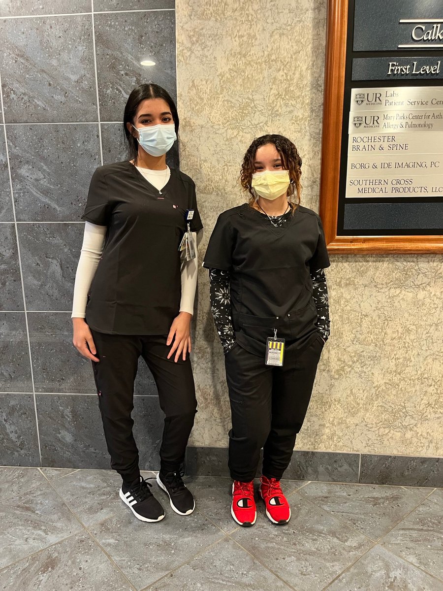 URMed_Pathology's tweet photo. Students from East High school were at our labs at Bailey Road, Clinton and Red Creek to complete their Medical Laboratory &amp; Health Sciences program. This partnership gives students the chance to earn school credit while getting hands-on experience in phlebotomy and clinical lab! https://t.co/MVcL6eIiTl