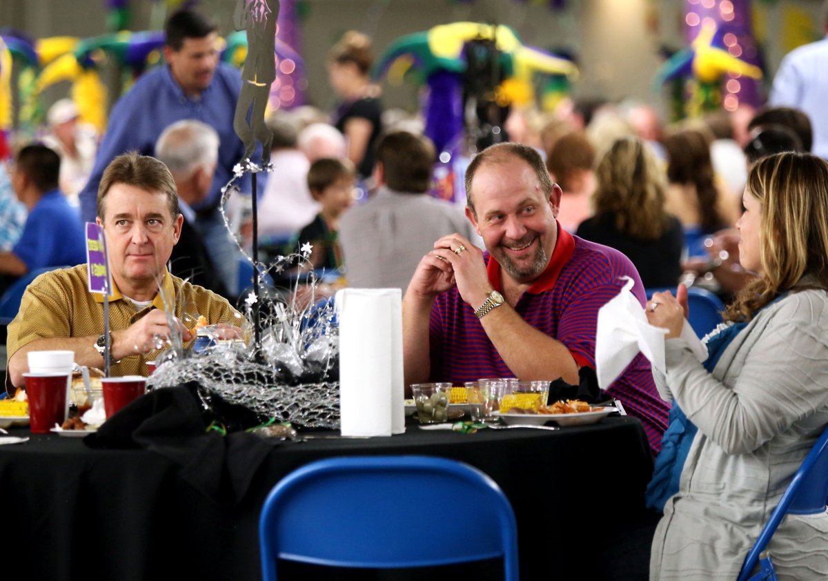 Grab your friends and family and come out to this year's #Shrimpfest! 🦐✨ enjoy all-you-can-eat Cajun-style shrimp, a live and silent auction, and a raffle. Tickets are on sale now at noelartmuseum.org ✨