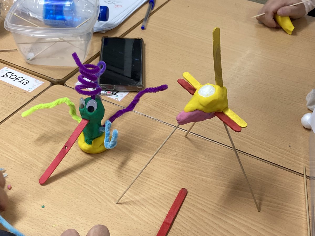 Eutarifa's tweet photo. @mayalamontero @tu_cep @EducaAnd Somos geniales pero necesitamos tiempo para crear!!!  @EducaAnd debe tomar nota de ello. Mira esto @mayalamontero, aprendiendo en cada sesión. https://t.co/VB1qhousiJ