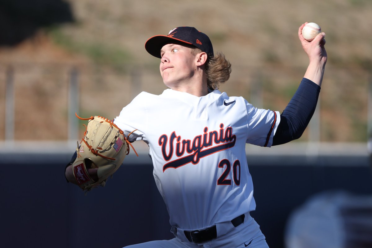 With the help of two double plays, Connelly Early faced the minimum over 4 innings.

4.0 IP, 1 H, 1 BB, 4 SO

Kevin Jaxel takes over in the 5th, his collegiate debut. #GoHoos