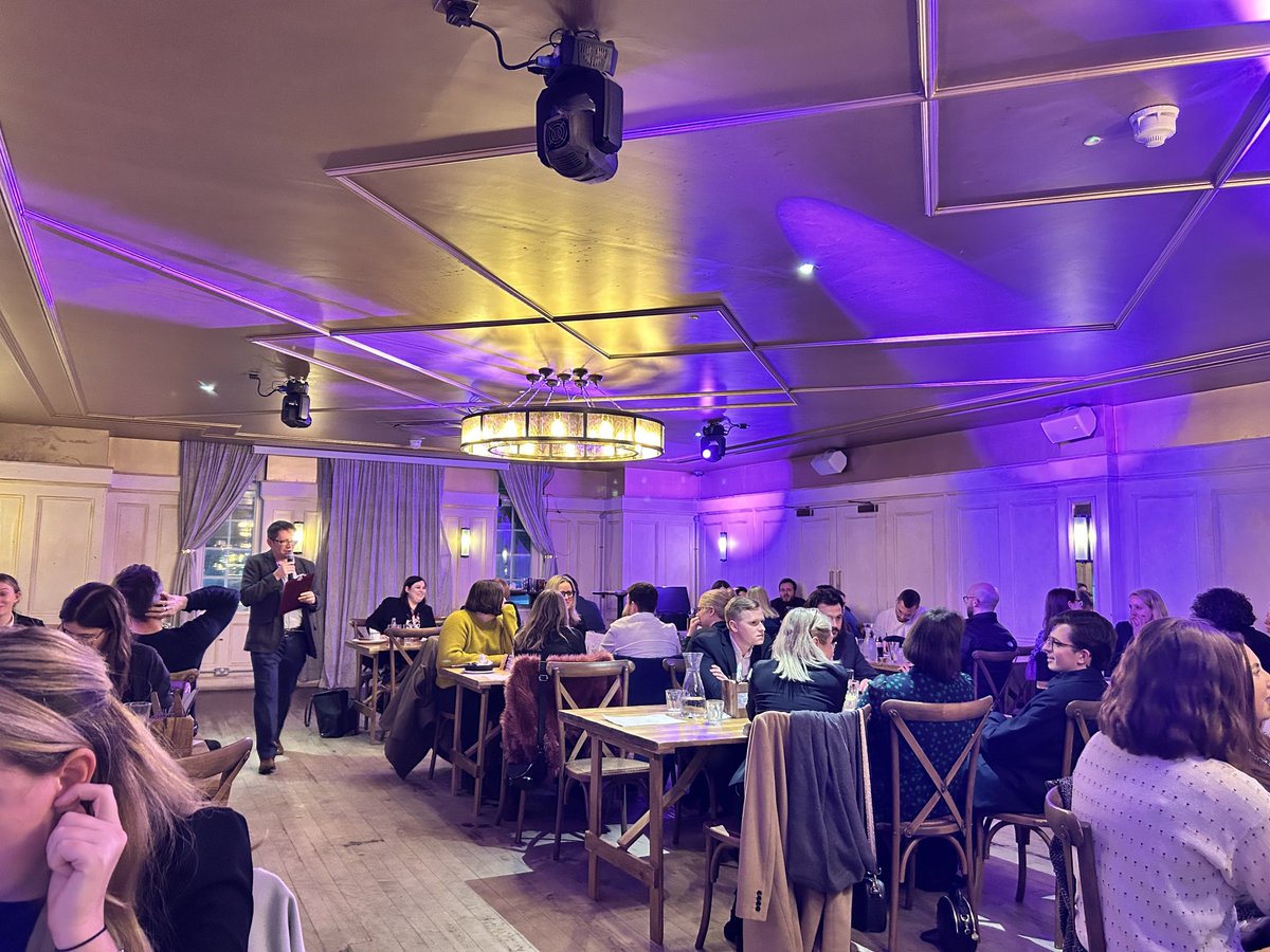 Tie break question for the winners ⁦<a href="/SWLResolution/">SWLondonResolution</a>⁩ Quiz Night. Will it be ‘I thought this was Speed Dating’ or ‘We got here in the end’?