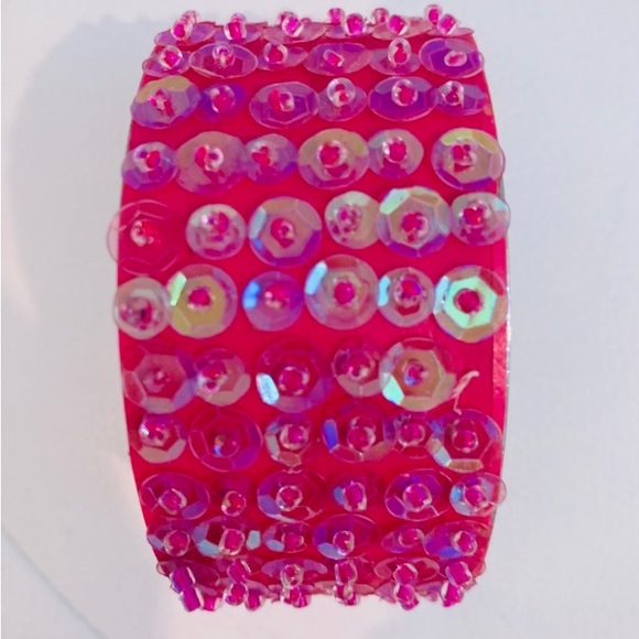 RubyChristene's tweet image. So good I had to share! Check out all the items I'm loving on @Poshmarkapp #poshmark #fashion #style #shopmycloset #blushprom: posh.mk/feO9Nv8OBxb