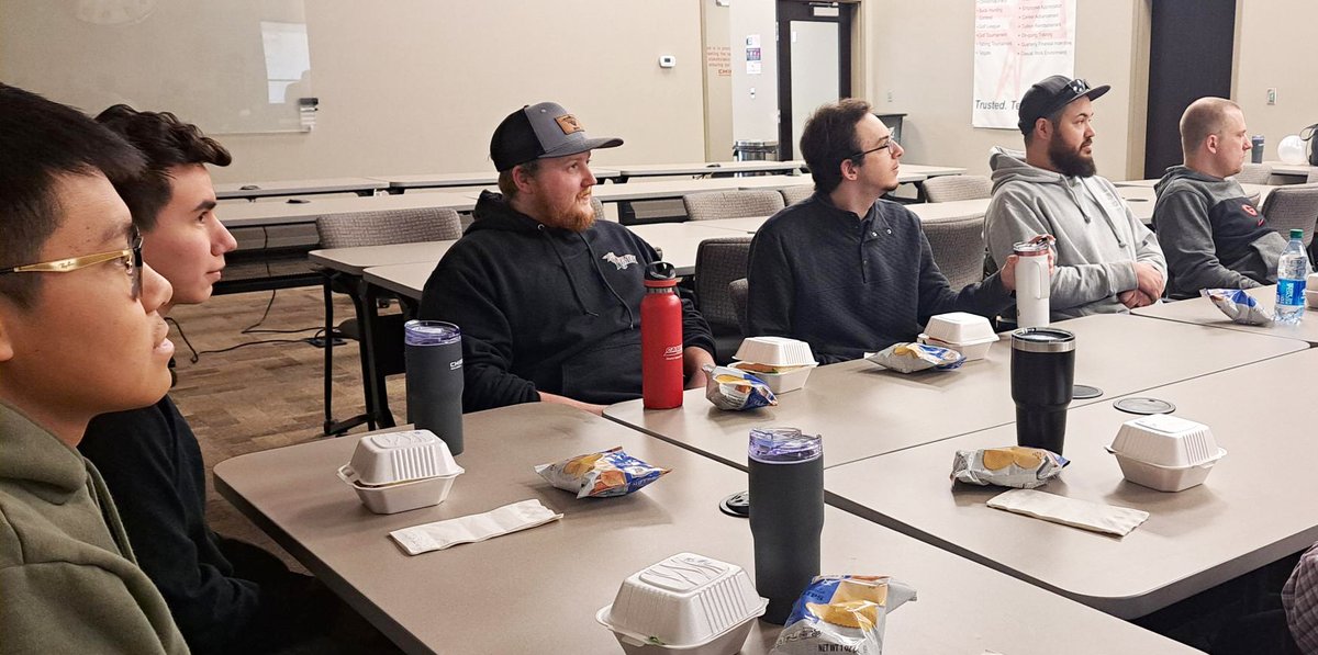 chiefbuildings's tweet photo. Last week we held a Mentor/Mentee lunch with our newest group of drafters. The #chiefbuildings Mentor Program was created to foster relationships. The mentor is there to help the new hire acclimate to our culture of hard work, growth, inclusion, and family. #leadlikechief https://t.co/WQani0WQkX