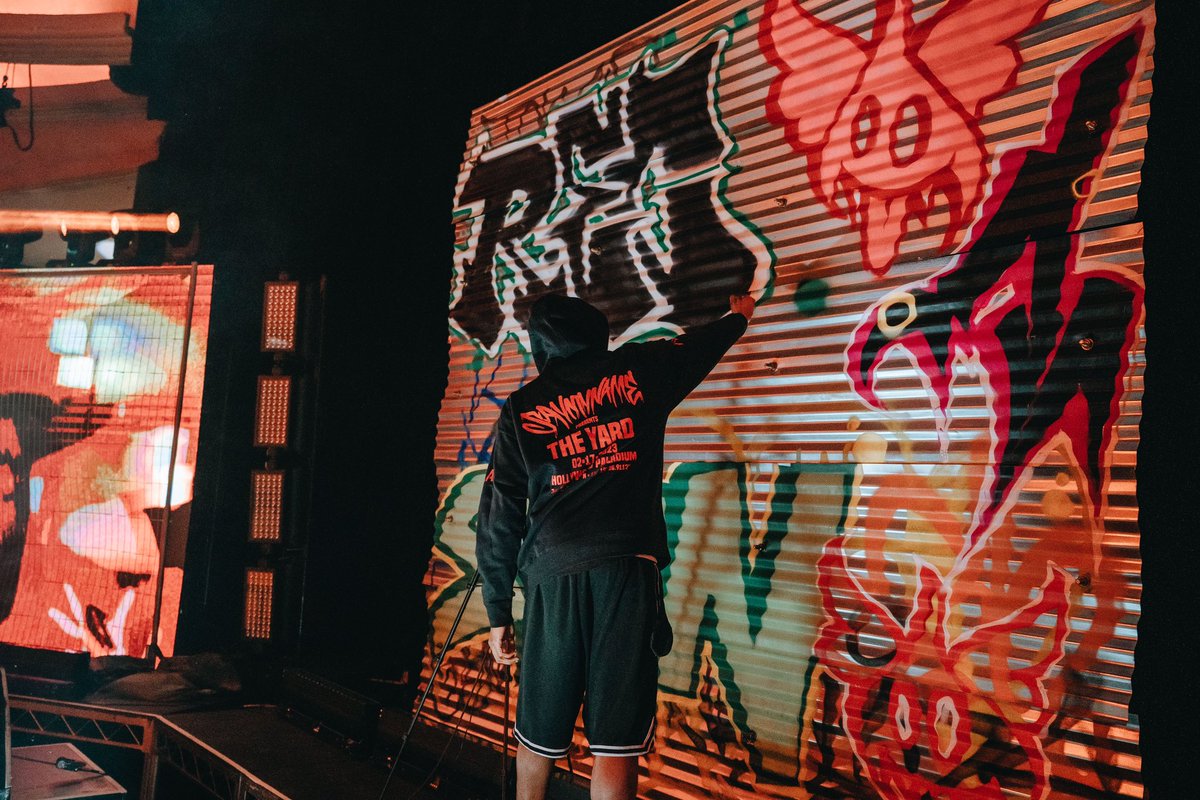 CHEFSAYMYNAME's tweet photo. I remember in middle school I used to draw and tag in my sketchbook. One day my teacher kicked me out of class and took my book because I was doodling during a lesson. yes I should’ve been paying attention. 

Years later I am drawing and designing on my new stage.Crazy https://t.co/KgQqV1negy