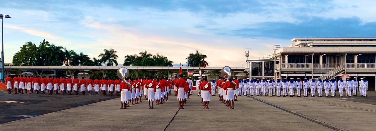 NadiAirport's tweet photo. #TalofaLava Hon Prime Minister Madam Fiame Mata’afa 🇼🇸 arrived early this morning at Nadi International Airport & was accorded a Guard of Honor. @Fiji_MOFA @samoagovt @ForumSEC @Rfmf_Media @fijitimes @fijipoliceforce @FijiGovernment @sun_fiji @FBC_News @fijivillage @FijiOneNews https://t.co/CVvvF8O0yc