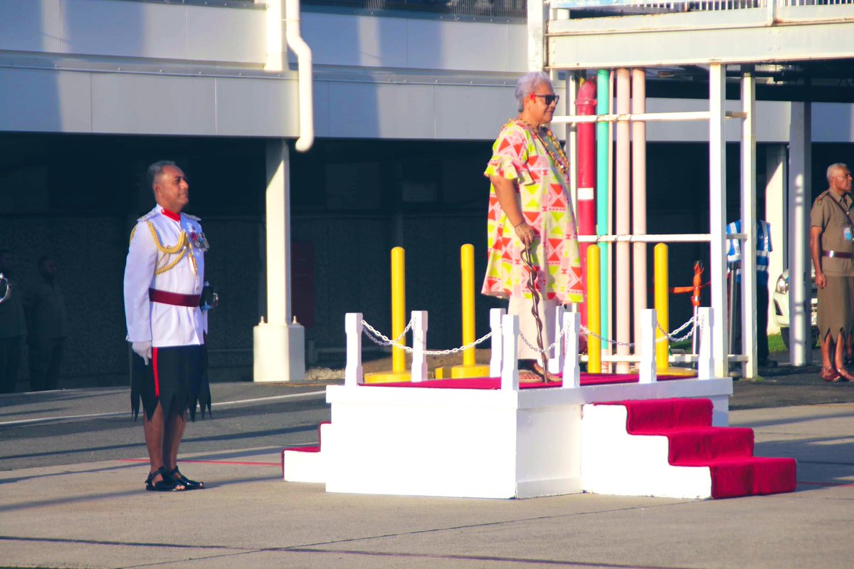 NadiAirport's tweet photo. #TalofaLava Hon Prime Minister Madam Fiame Mata’afa 🇼🇸 arrived early this morning at Nadi International Airport & was accorded a Guard of Honor. @Fiji_MOFA @samoagovt @ForumSEC @Rfmf_Media @fijitimes @fijipoliceforce @FijiGovernment @sun_fiji @FBC_News @fijivillage @FijiOneNews https://t.co/CVvvF8O0yc