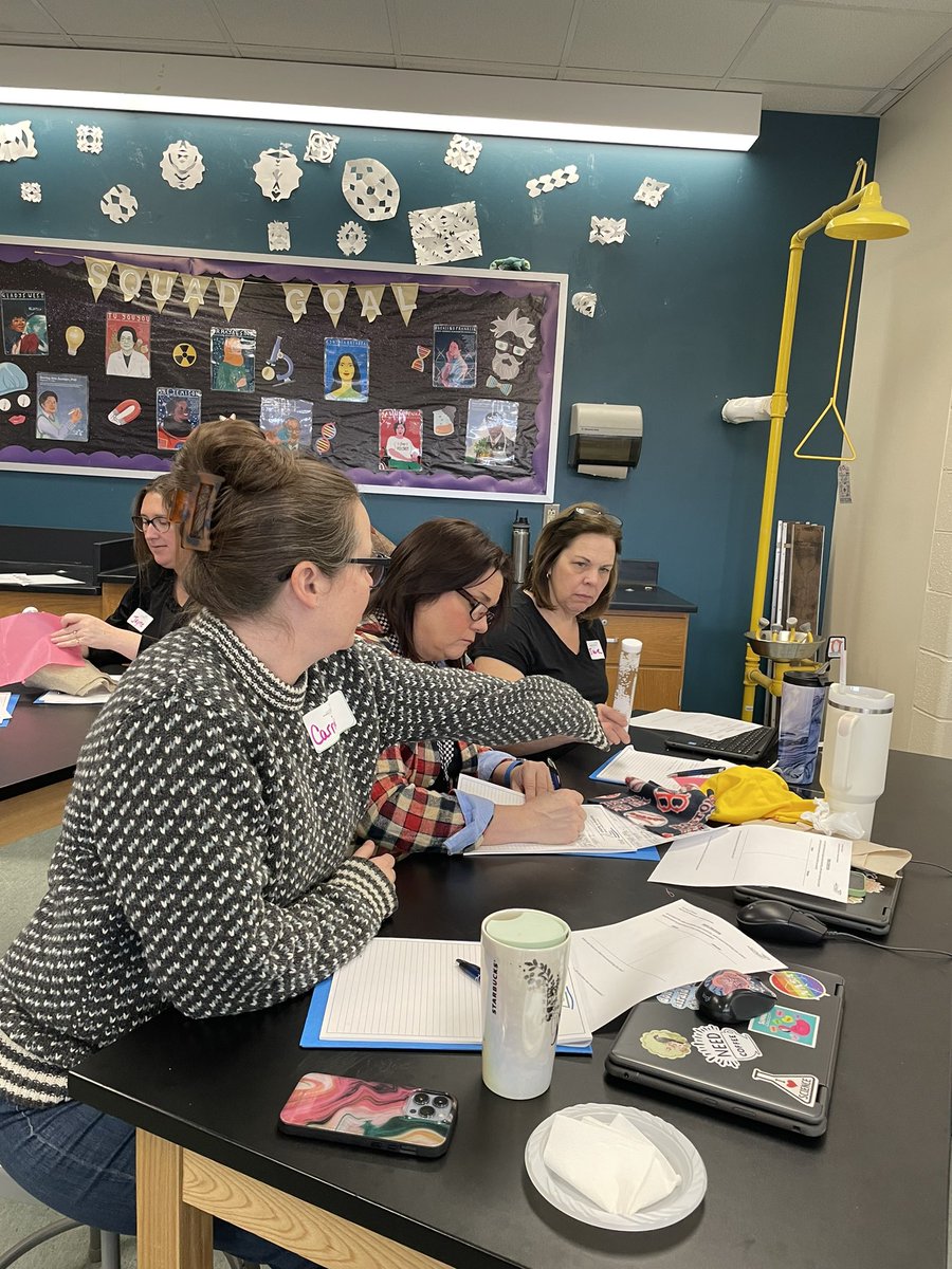 TKaneEdu's tweet photo. A great day of learning with @ctsciencecenter @torrschools https://t.co/iyXgYpAoT6