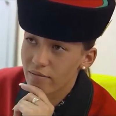 randomstuffxzxz's tweet photo. BREAKING: Leanne Cheung is confirmed to not be performing at Charles’ Coronation.

“I’m not a singa, I wave people off at the airport for departcha” https://t.co/lQjy4noyYZ
