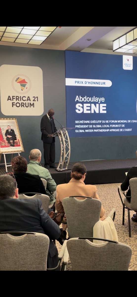 seneabdou_sene's tweet photo. Très reconnaissant au #Maroc de m’avoir honoré du Prix d’honneur du Forum Africa 21 sur la Souveraineté hydrique-énergétique-alimentaire #Afrique. Une reconnaissance au succès historique @WaterForum9 et au #BlueDeal sur la sécurité de l’eau #Dakar #Senegal @PR_Senegal @GwpWaf https://t.co/Z9Yu54SdPQ