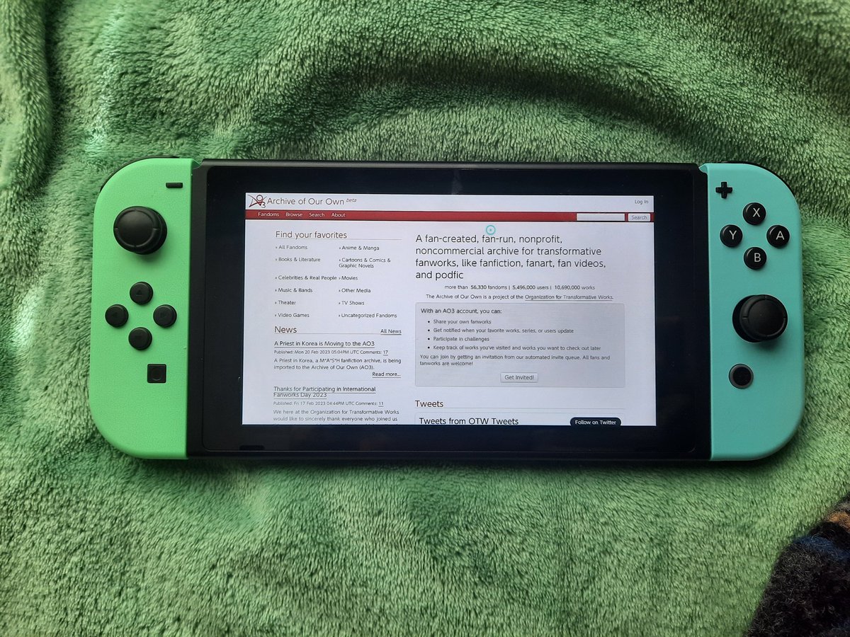 lecsvers's tweet image. IF THERE'S A SCREEN THERE'S A WAY