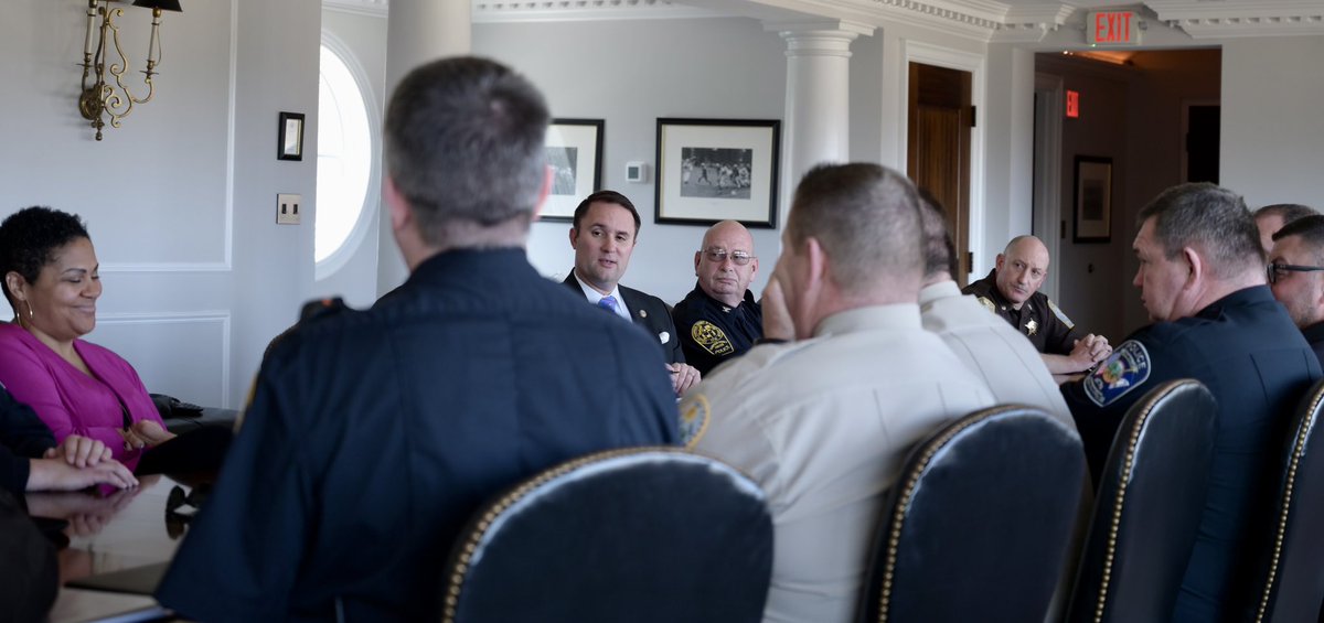 JasonMiyaresVA's tweet photo. Enjoyed a productive discussion today at my LEO Roundtable at @HSC1776. 

To our law enforcement officers — thank you for the daily sacrifices you make to protect your community. https://t.co/opr3SP3mDw