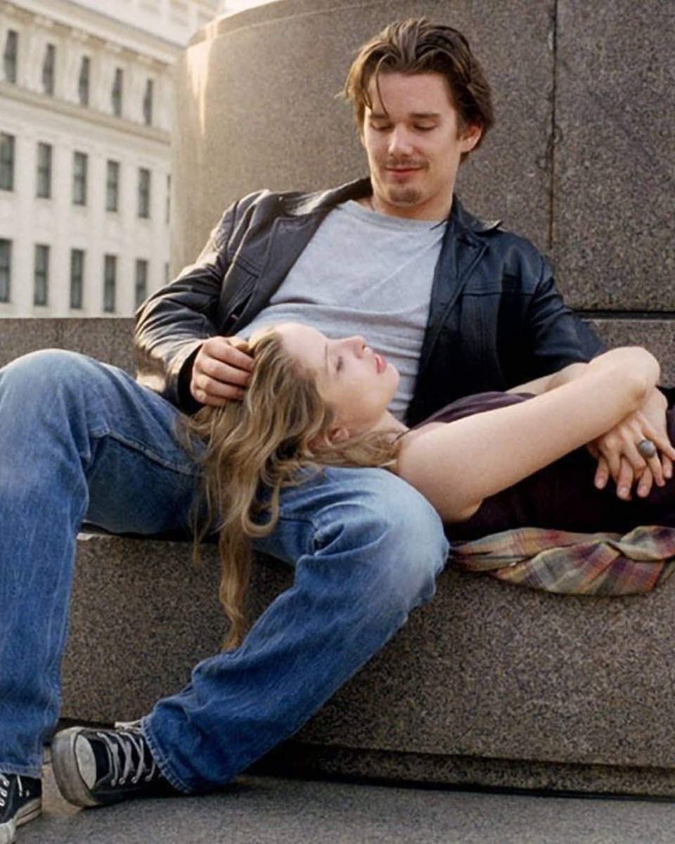 levmauc's tweet photo. Before sunrise, 1995. https://t.co/kpIvHFuaO5