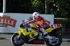 StephenOWC33's tweet photo. #NotThursdayThrowback The late Gavin Lupton
#ManxGP #Southern100 #IOMTT #SaveIrishRacing #ThunderSport #BSB #Wsbk #MotoGP
📷 T Greed, Andy https://t.co/6RVvaQsiSj