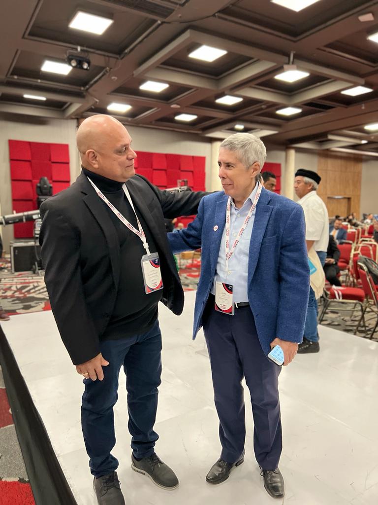 CuraOrdonezSM's tweet photo. #EnBuenaHora 
 Fue un inmenso placer  encontrarme con Alan Jara, líder político con amplio reconocimiento a nivel nacional, a quien admiro  por ser una persona afable de mucha gallardía y sabiduría, sobre todo al tener claro que con la reconciliación, logramos subsanar odios. https://t.co/XMXDiUOPTf