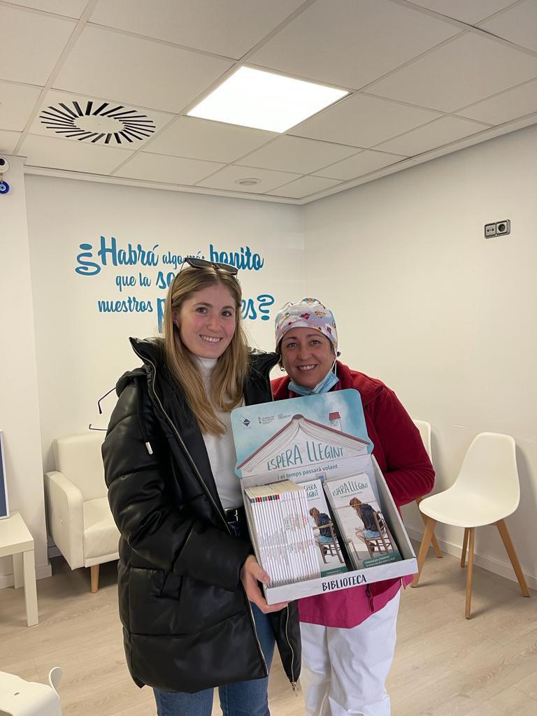 ℹ️‼️ Qualsevol xicotet comerç valler que vulga participar en la campanya pot acudir a l'Ajuntament per a recollir el seu lot de lectura de forma gratuïta.