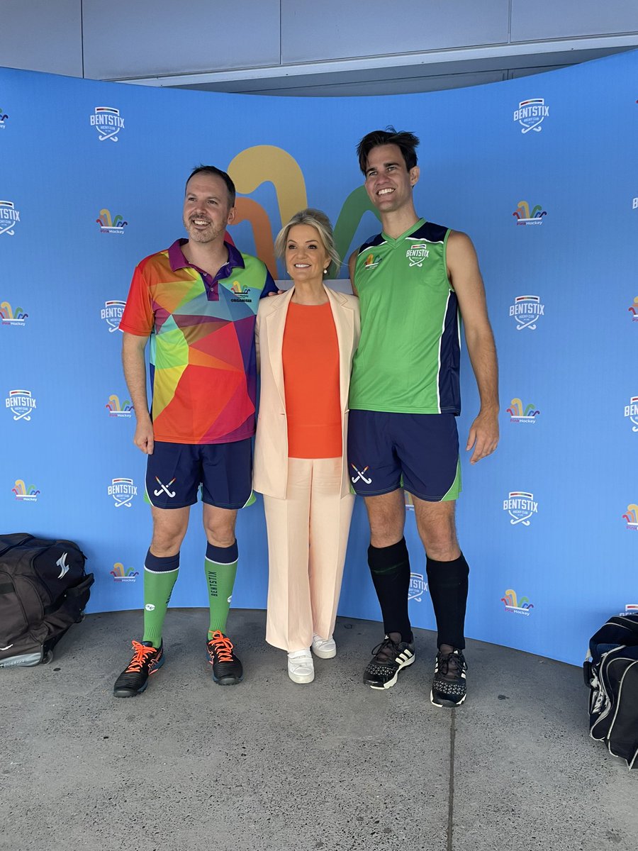 Sandra Sully AM 📺🎧📲🏑🌺 tweet media