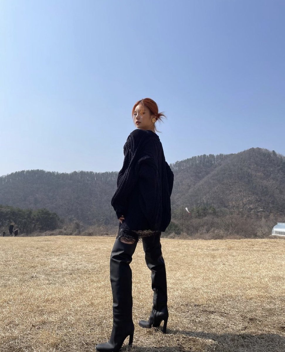 Gracias a que recibí el #𝟸𝟷𓏸𝟶𝟸𓏸c𝚘̂𝔡ǝ̈ 𖡼  ︎ִֶָ ̽𖧧 pude venir a ver el #𝒶𝕣𝐭區𖡼𝑓𝒮a𝕥inǝ por su lindo cumpleaños ꒰ ◌ ◞  ◟ ꒱   ࣪ .  ♡︎ honestamente estoy amando toditito del lugar, me encanta. 🌀

𝚋lâ𝑐k 𐦍 ࣪  ۫ ⁎ 𝑠𝚠ān 🦢 ⊹ #𝑑︀e𝚜i