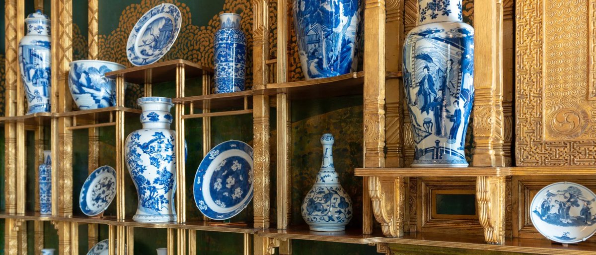 tomaspueyo's tweet photo. Why do we call china the porcelain like China the country?
Why was the Silk Road called the *silk* road?

Because of the high cost vs weight of these products

This explains the Age of Discoveries after 1500
And future space exploration: https://t.co/BM9IgDQYAY