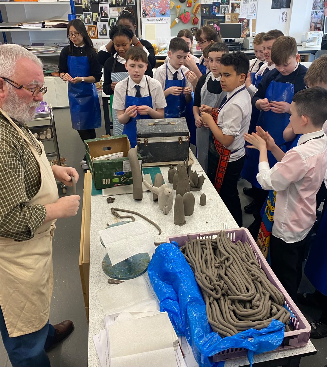 NdhsArt's tweet photo. A busy day in the department today exploring clay as a modelling material.  Well done S1 @ndhs1 https://t.co/UQAhC0yN7j
