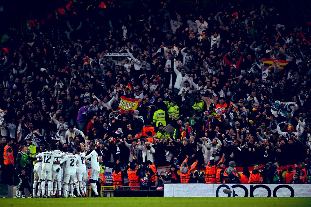 FaktaSepakbola's tweet photo. FT | #UCL
Liverpool 2-5 Real Madrid

⚽️ Nunez 4’
⚽️ Salah 14’
-
⚽️⚽️ Vinicius Jr 21’, 36’
⚽️ Militão 47’
⚽️⚽️ Benzema 55’, 67’

Pembantaian keji di Anfield.😋🤪😂 https://t.co/osYUMVj8uc