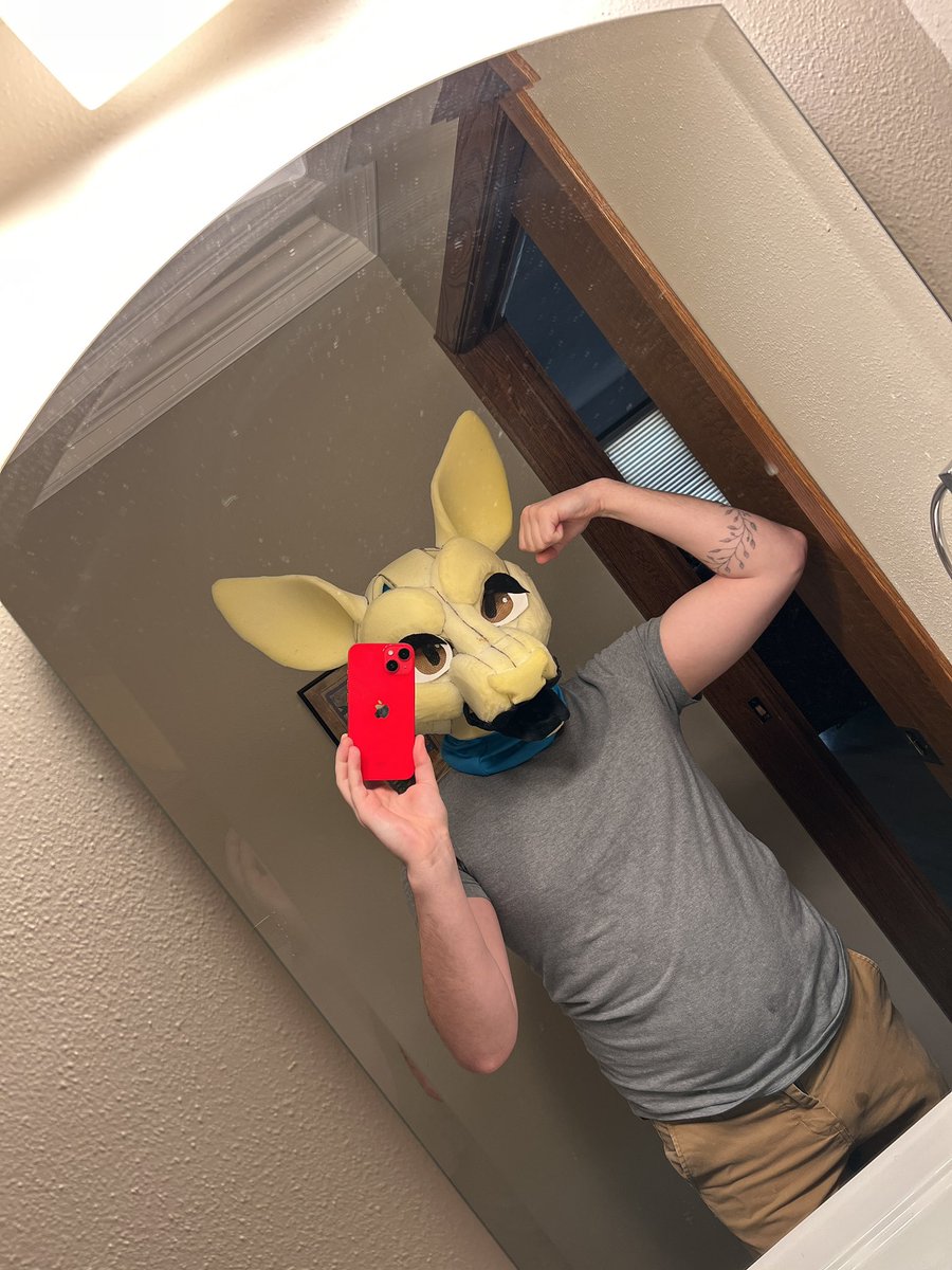 ash_stag's tweet photo. My suit is going well! Next up is the fur and antlers! https://t.co/Qw98e4GlAv