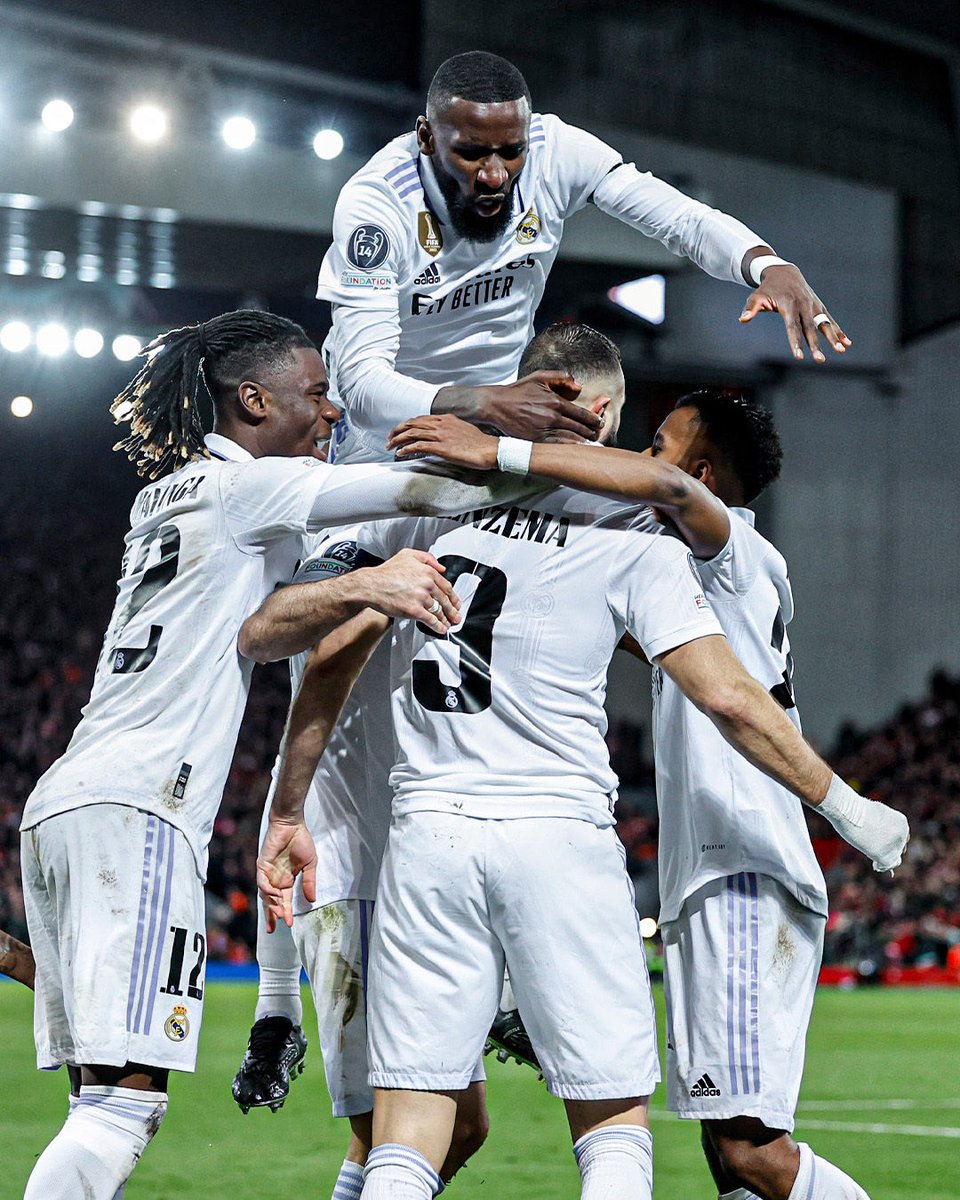 theflankerID's tweet photo. Liverpool emang payah musim ini. Namun, apa yang dilakukan Madrid dengan membalikkan keadaan dan mencetak 5 gol di Anfield jelas sesuatu yang spesial.

Real Madrid tiada tanding. 🌟⚪️ https://t.co/eDWSTfgeJF