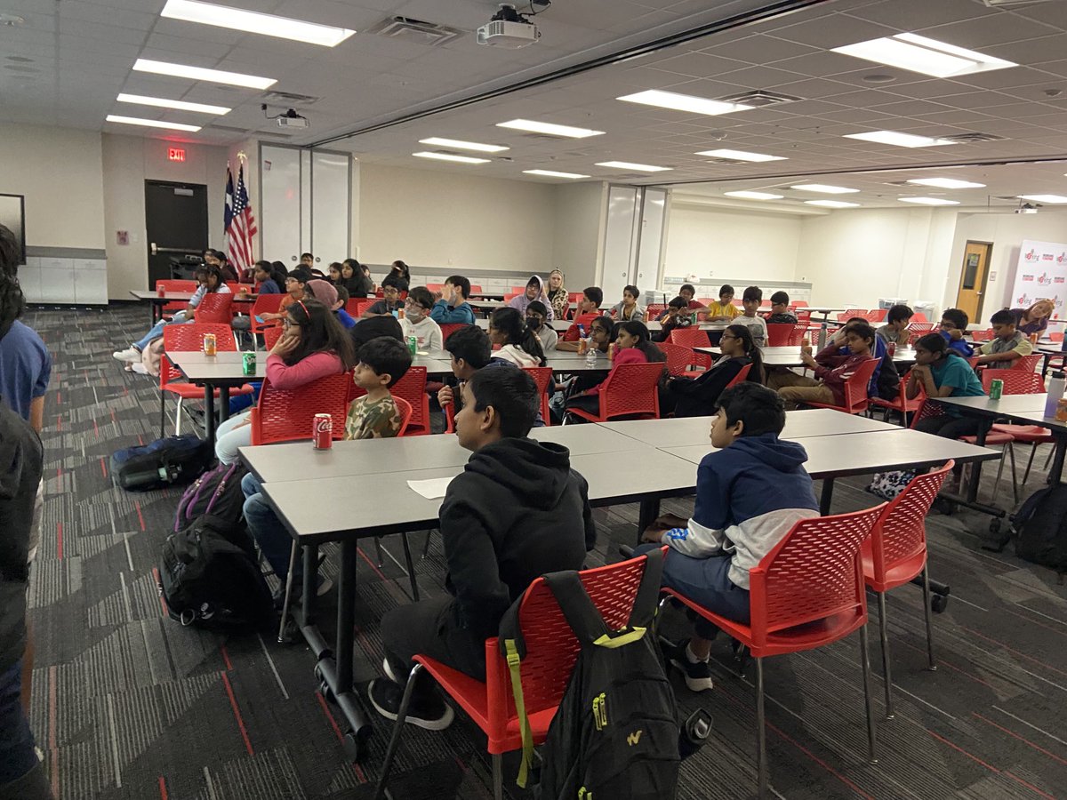 PerkyEdu's tweet image. Such a great celebration for learning science. These cosmic learners got to Zoom with ⁦@NASABlueberry1⁩, a astrobiologist on her way to Mars! Well done ⁦@AlbersScience⁩ ⁦@the_mrs_erdman⁩ and ⁦@MClausenScience⁩ #WestFam #CISDTogether #CISDScience