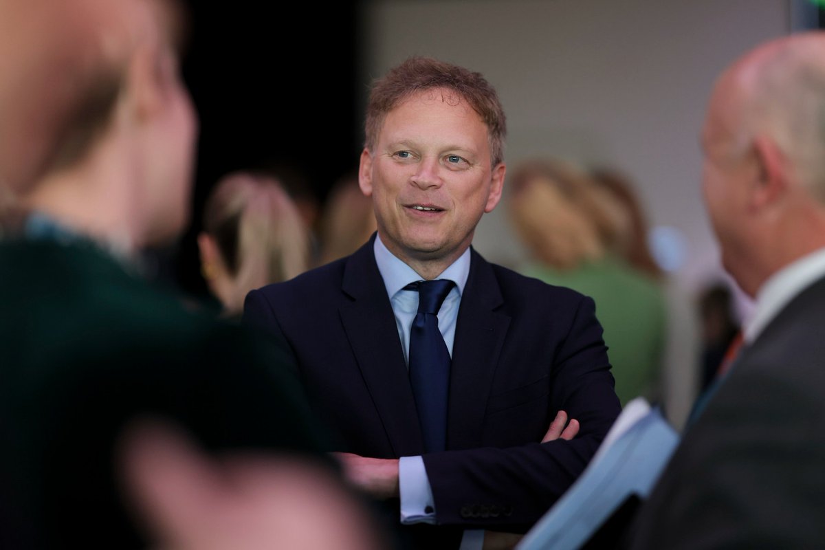 Rt Hon Sir Grant Shapps tweet media