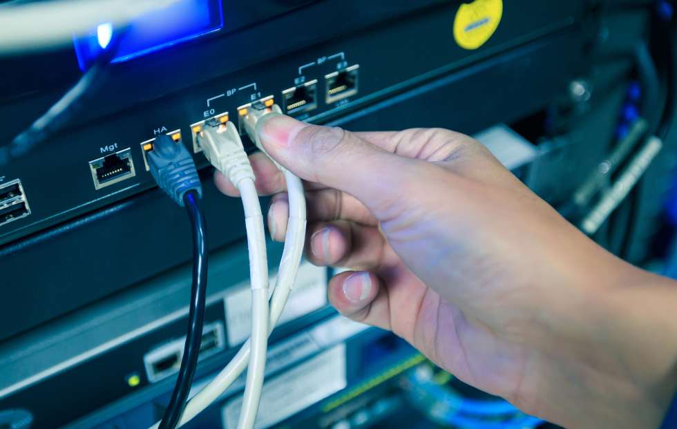 Garizin_Online's tweet photo. 🛡️la importancia de los cables de red de calidad:  🎮  ethernet #cabledered #cables #red #conectividad #internet #h https://t.co/IVTe28bopa https://t.co/1jvvxe4UP6