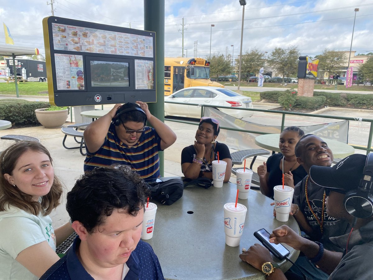 Shari Newman tweet media