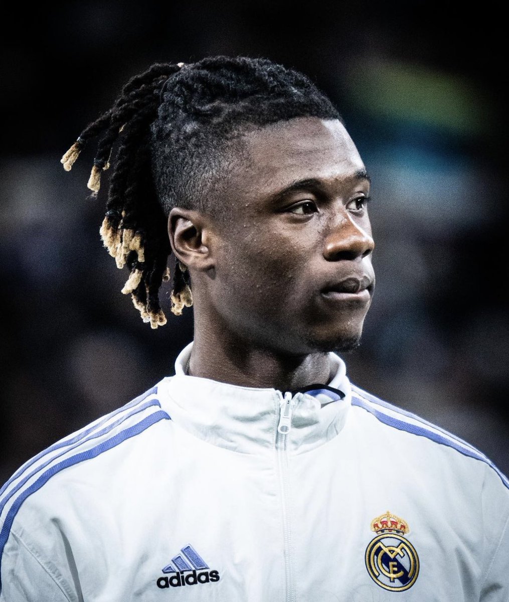 DonShelby_'s tweet photo. Esta noche salen cuatro jugadores graduados con sobresaliente de Anfield:

- Rüdiger: su problema se llama Alaba y ha quedado claro.

- Nacho: lo de este sujeto es increíble. Ya está.

- Camavinga: rey del centro del campo.

- Vinicius: estrella absoluta de este equipo. https://t.co/UEF0Nj6Ank