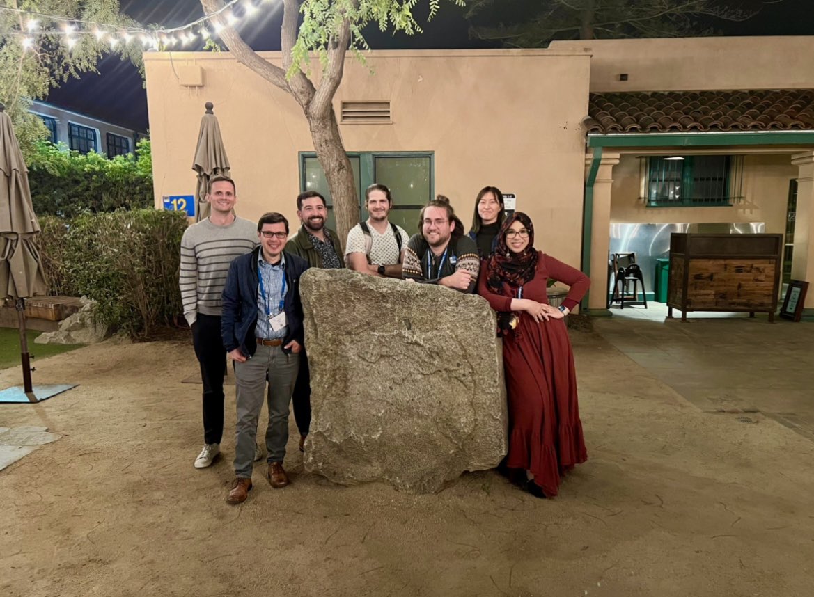 baizgroupUT's tweet photo. BPS 2023 has been so enjoyable. In addition to all the great talks and booths, the Baiz group got to reunite with old group members for dinner. #bps2023 #BPS #bps23 https://t.co/dtKfyGsYFa