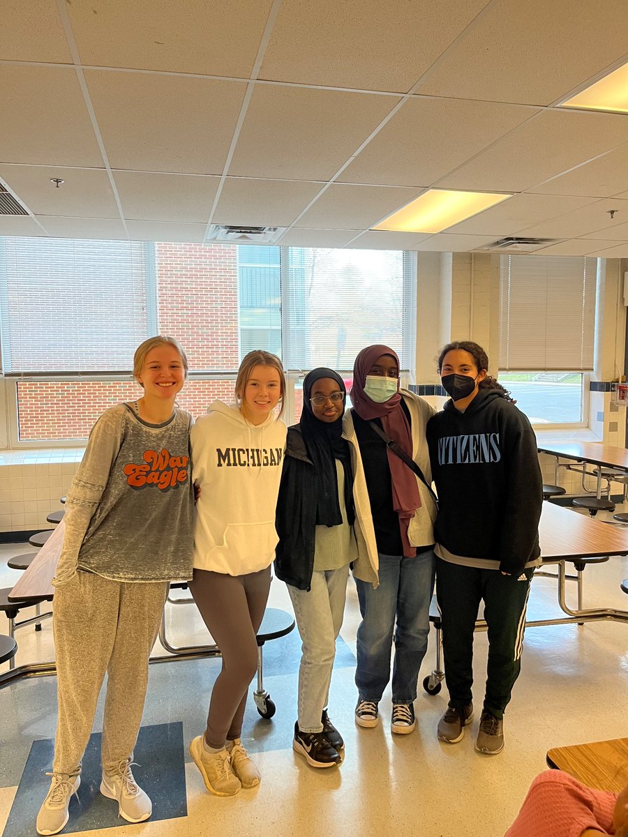 Mrs. Smith tweet media